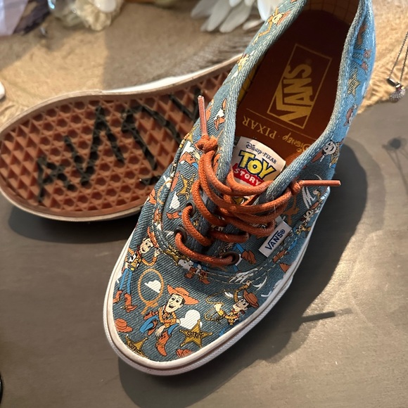 ***RARE TOY STORY VANS*** - Picture 1 of 1